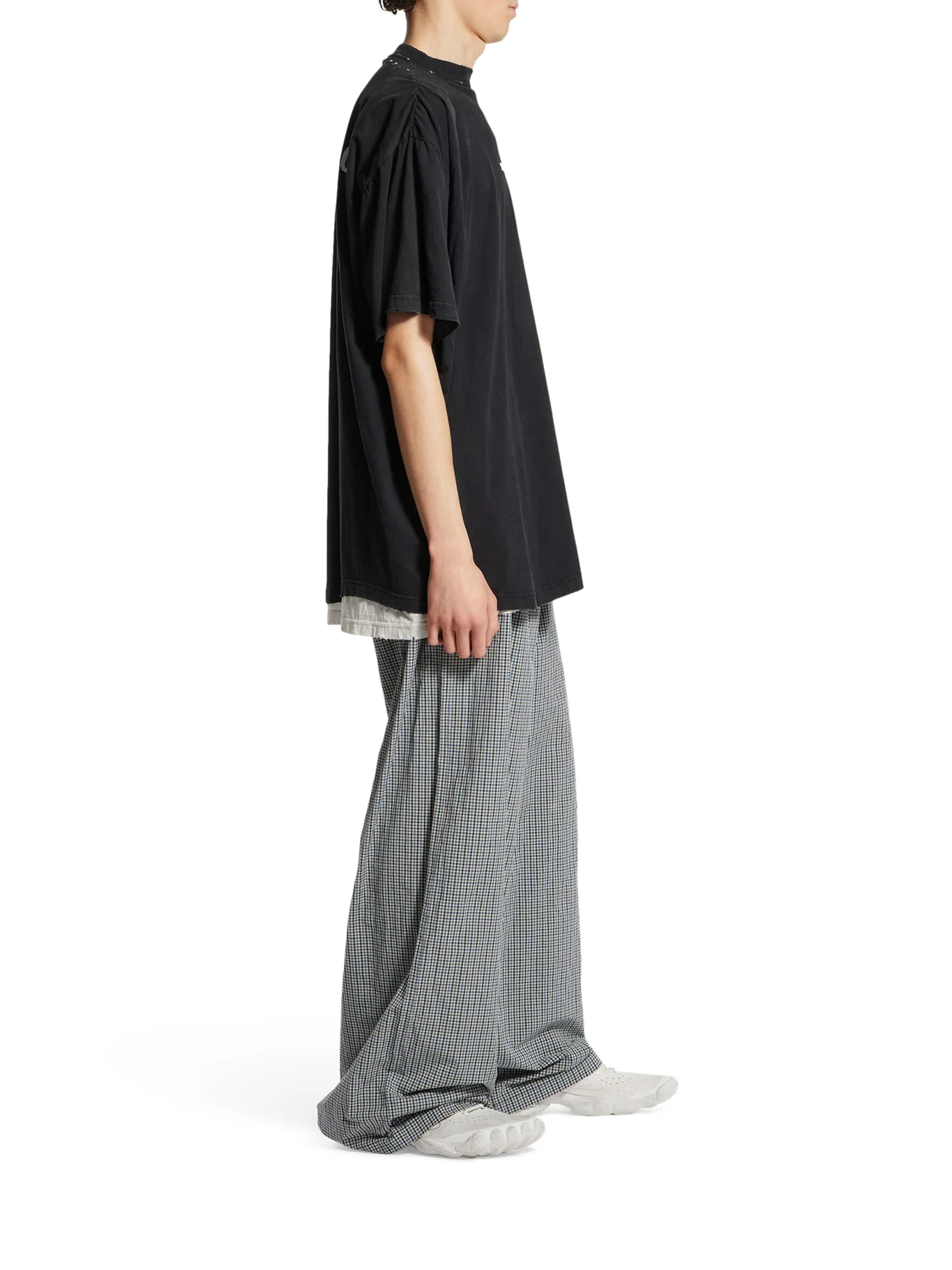 DOUBLE BACK T-SHIRT IN DÉLAVÉ BLACK - Image 5