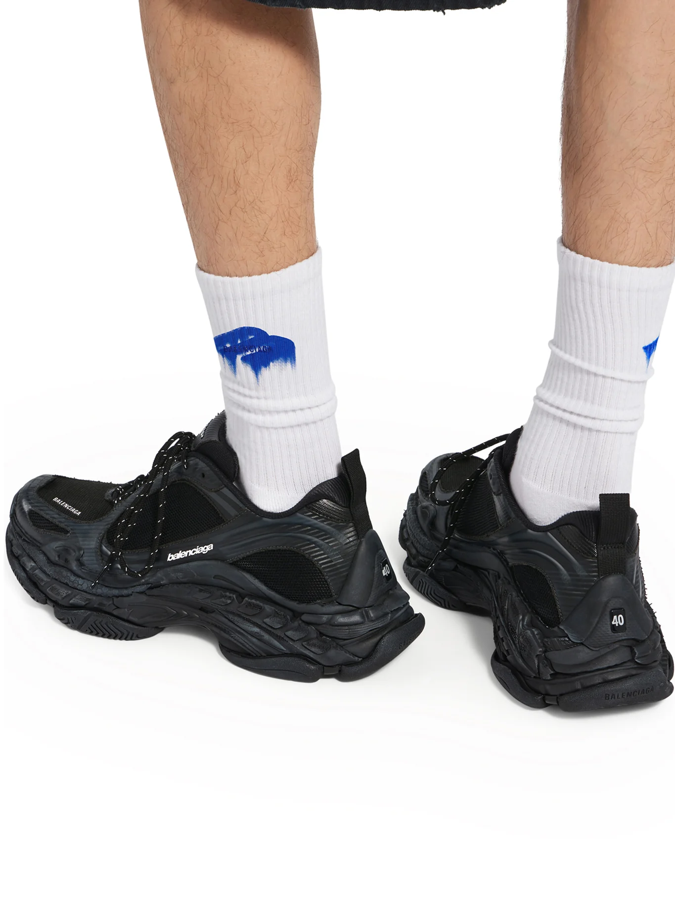 TRIPLE S 2 SNEAKER IN BLACK/DARK GREY - Image 3