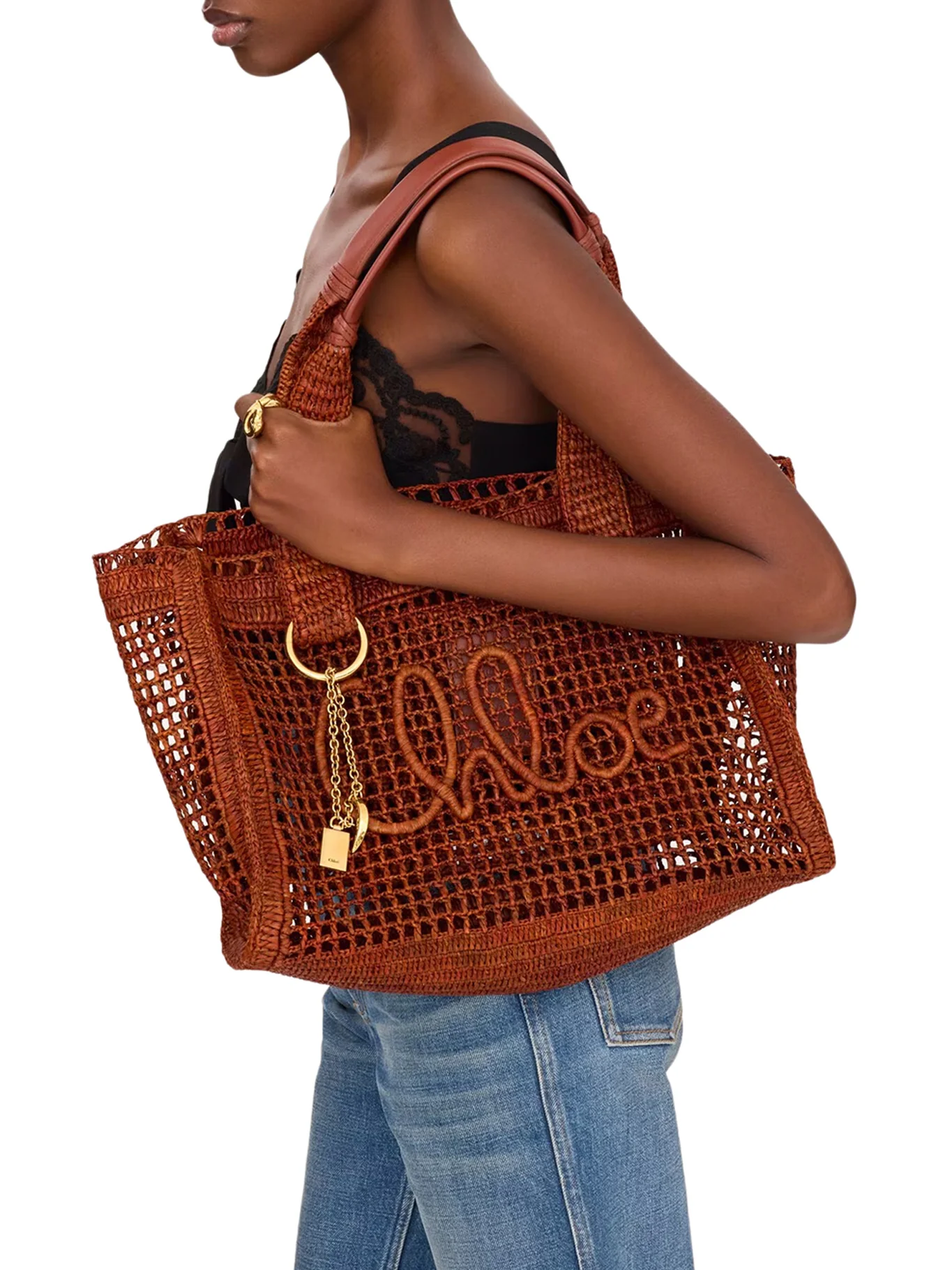 EAST-WEST SUMMER BANANA TOTE BAG IN RAFFIA - Image 3