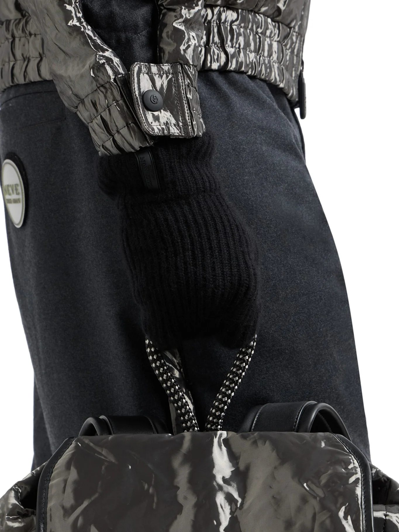 PURE CASHMERE KNITTED GLOVES - Image 2
