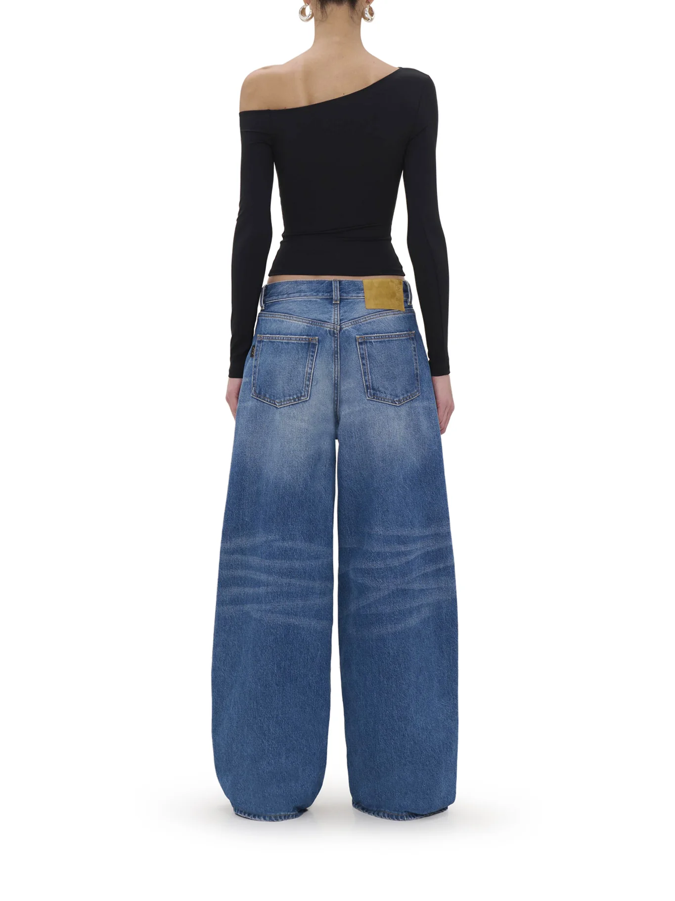 BETHANY FLUID DENIM JEANS WITH A BOYFRIEND FIT - Image 3