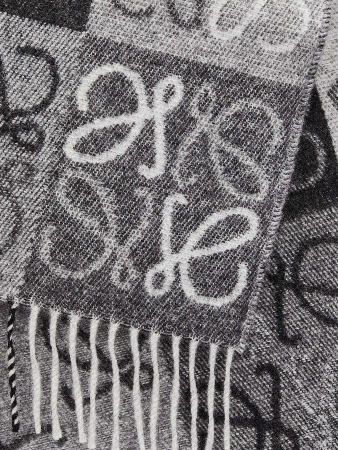 WOOL AND CASHMERE SCARF - Image 3