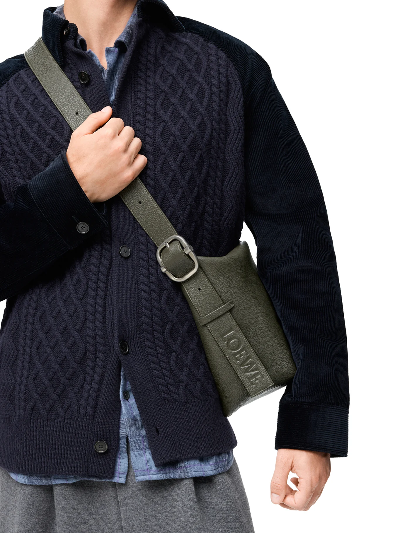 HOBO LOOP BAG IN GRAINED CALFSKIN LEATHER - Image 2