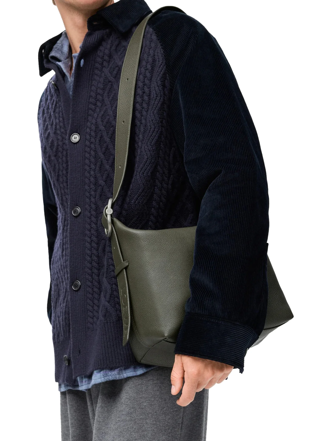 HOBO LOOP BAG IN GRAINED CALFSKIN LEATHER - Image 3