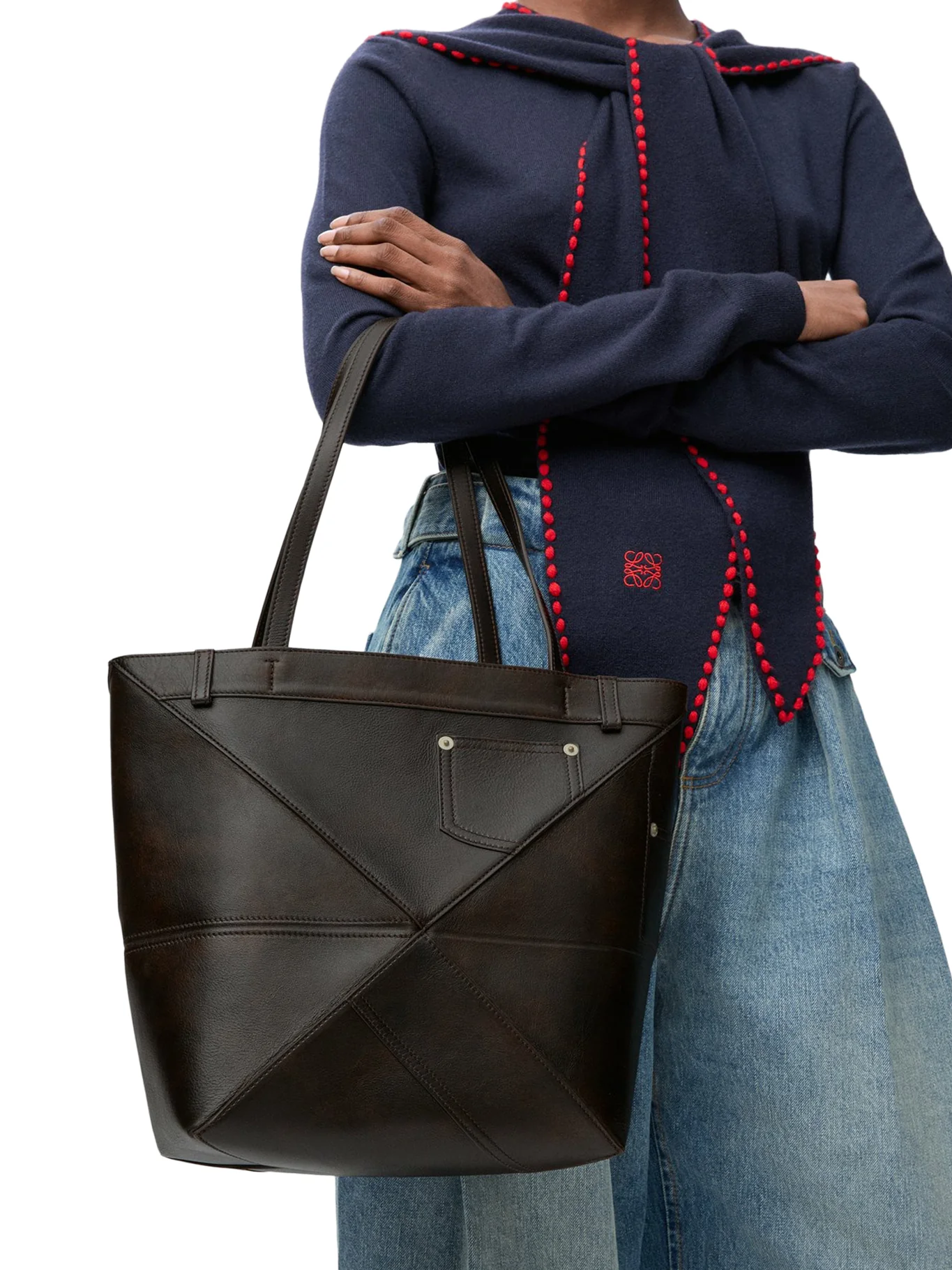 MEDIUM PUZZLE FOLD PANTS TOTE BAG IN LEATHER - Image 4