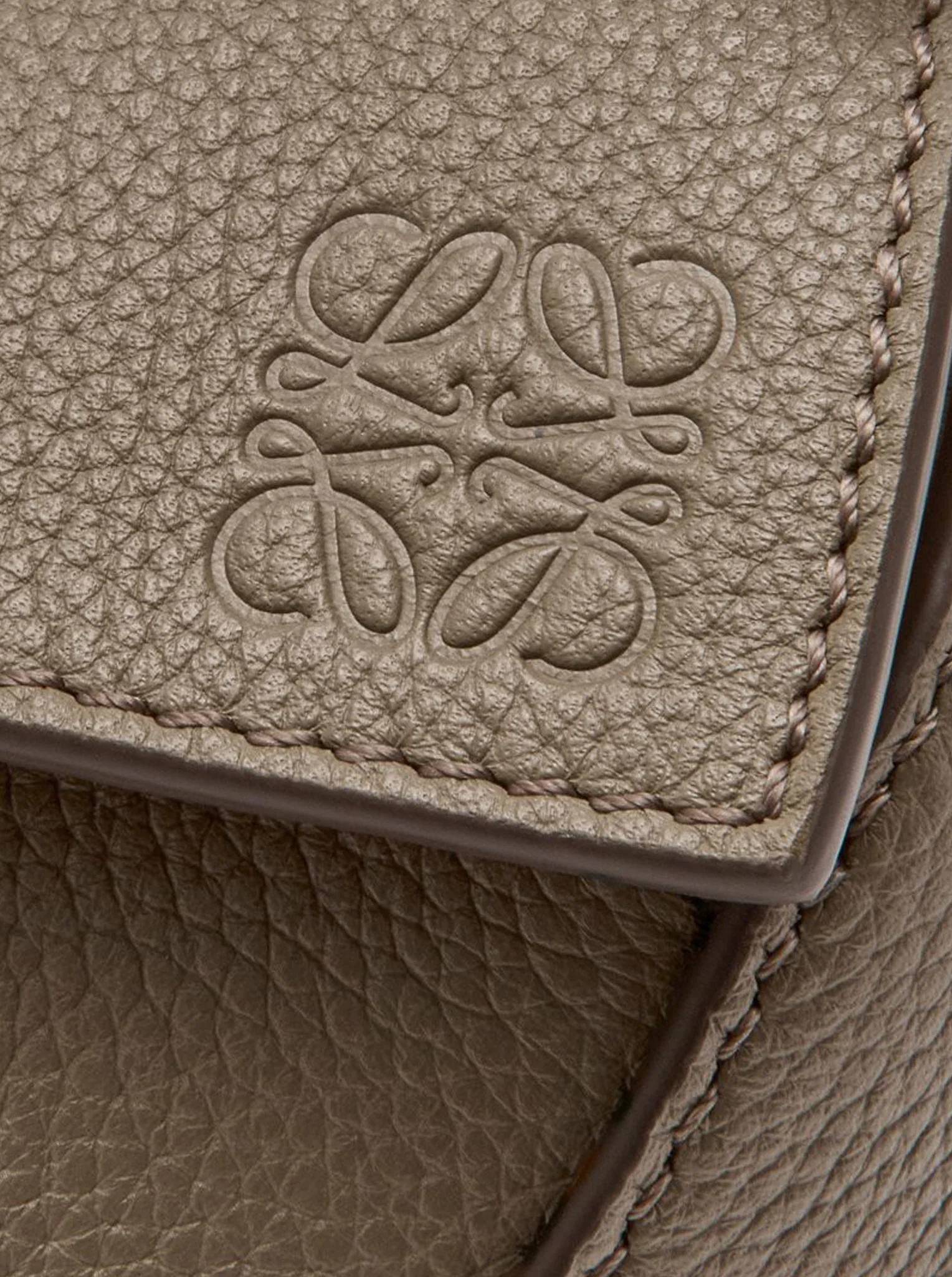PUZZLE EDGE MINI BAG IN GRENADE LEATHER - Image 9