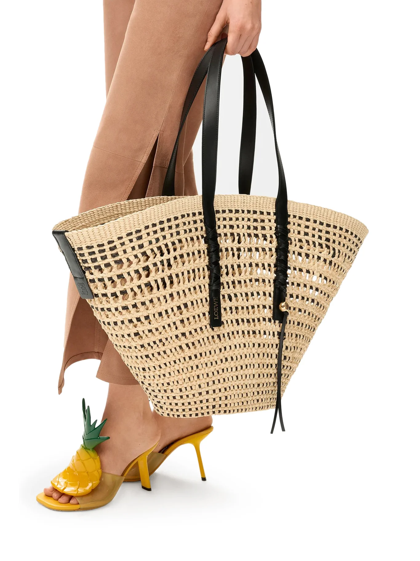 LARGE BRAID BASKET BAG IN IRACA PALM AND CALFSKIN - Image 2