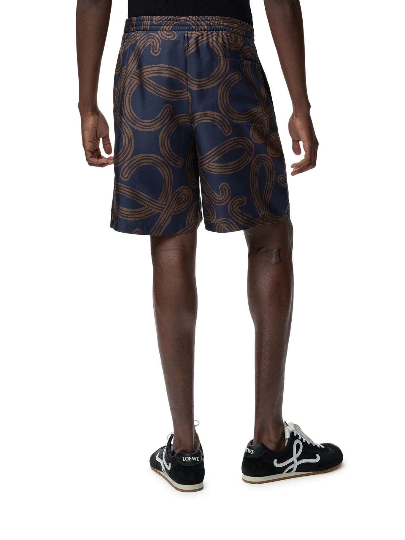 SILK TWILL SHORTS WITH ALL-OVER ANAGRAM PRINT - Image 4