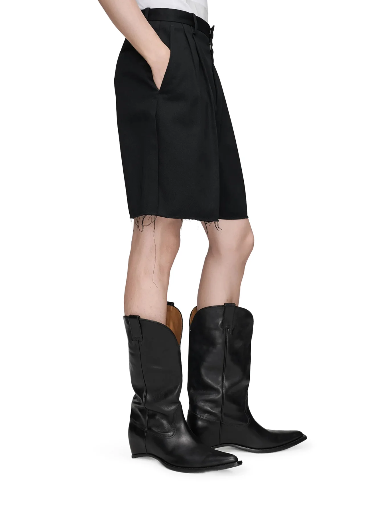 TAILORED BERMUDA SHORTS WITH PLEATS AND FRINGED HEM - Image 5
