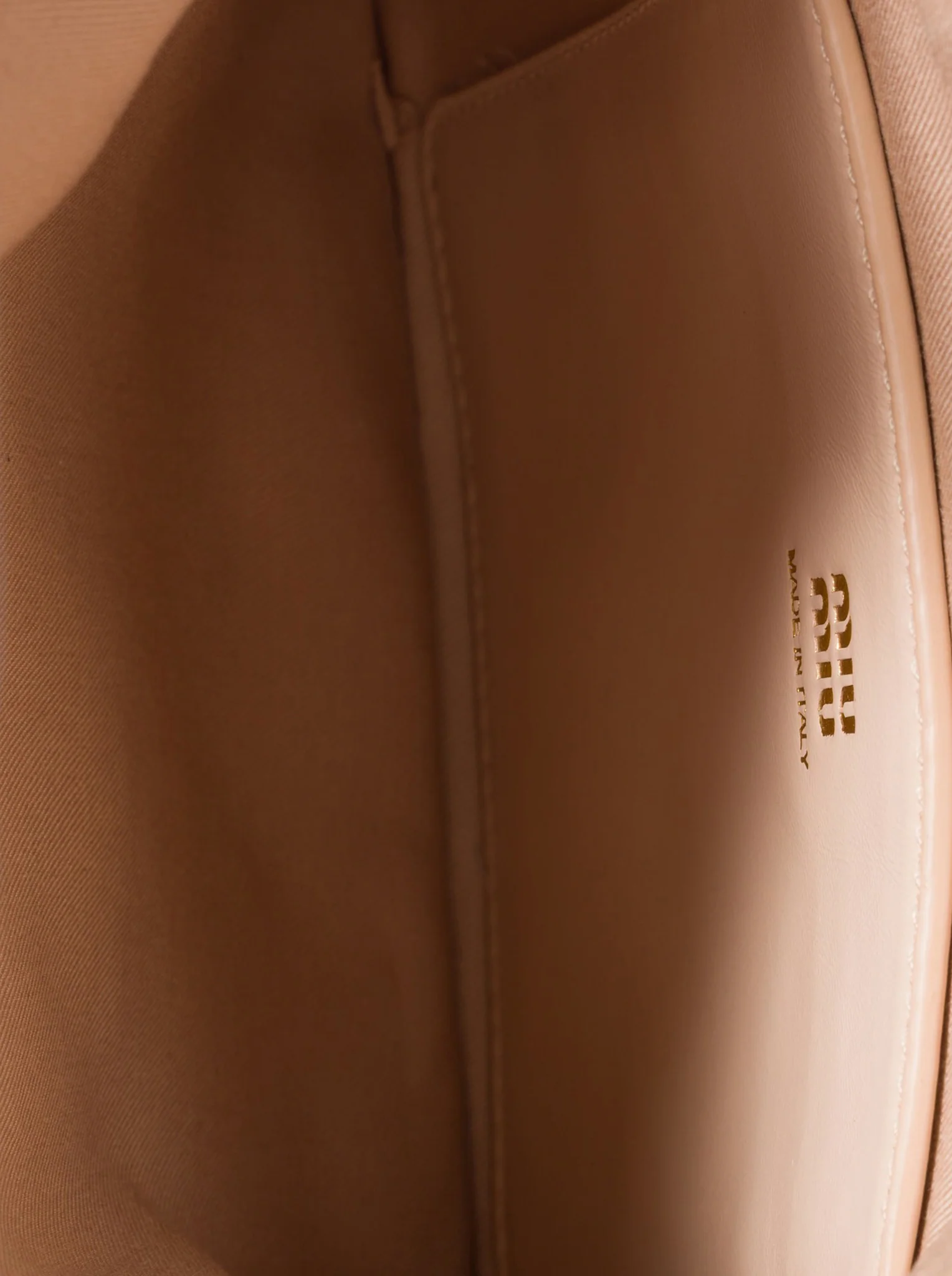 IVY LEATHER HANDBAG - Image 6