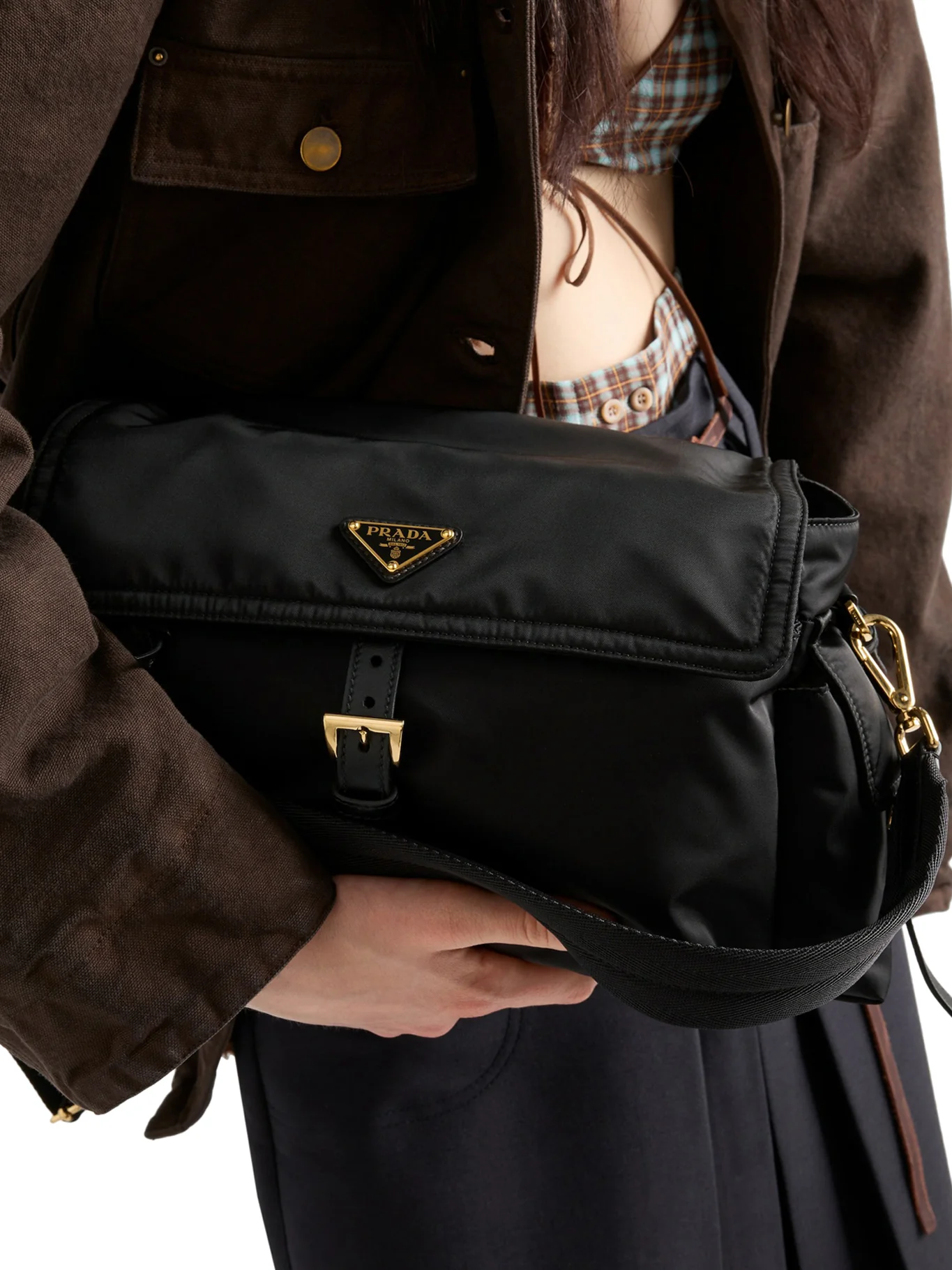 EXPLORE LARGE RE-NYLON BAG WITH FLAP - Image 4