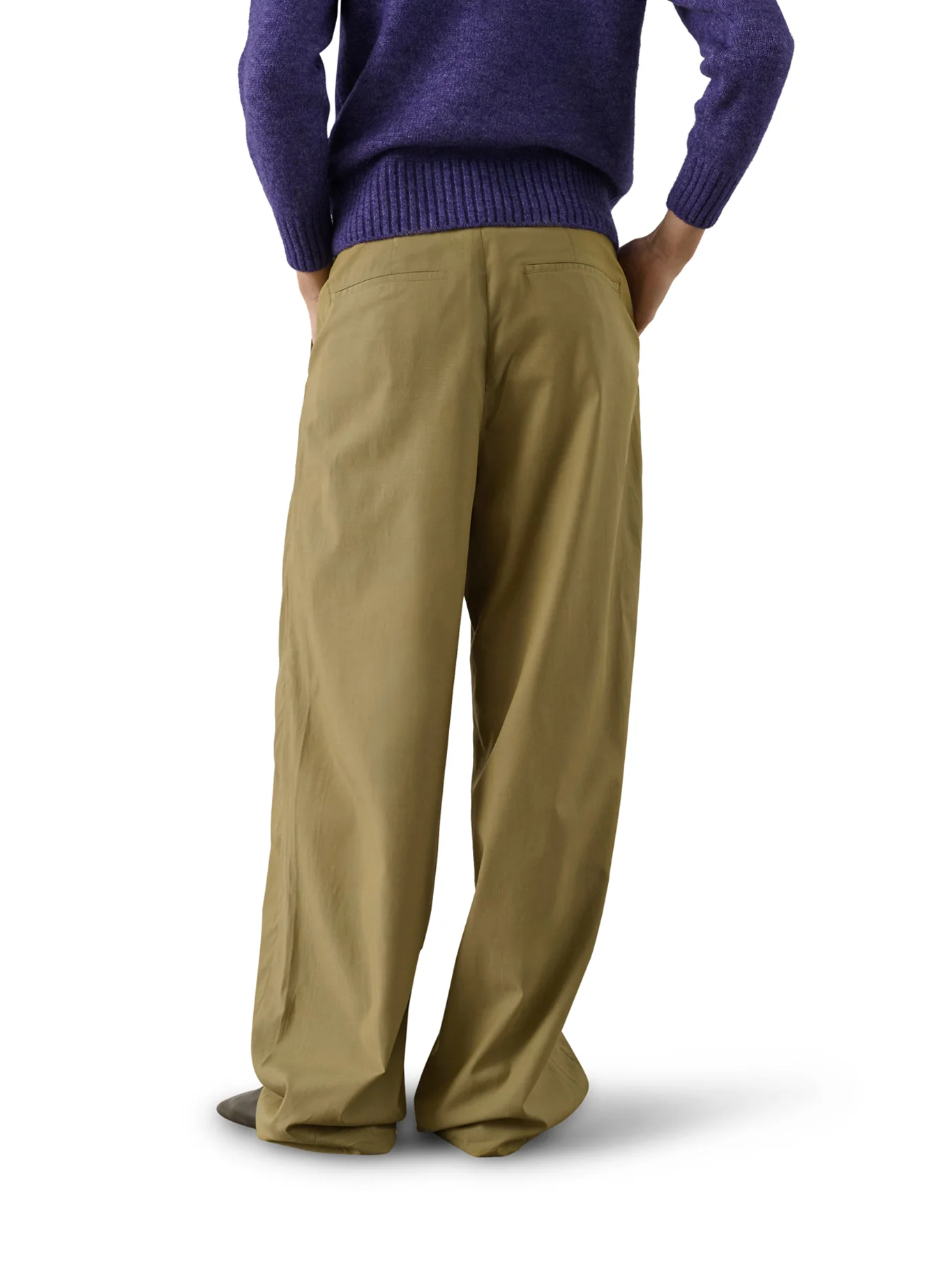COLE WIDE-FIT TROUSERS IN ORGANIC COTTON POPLIN AND FLUID LYOCELL - Image 4