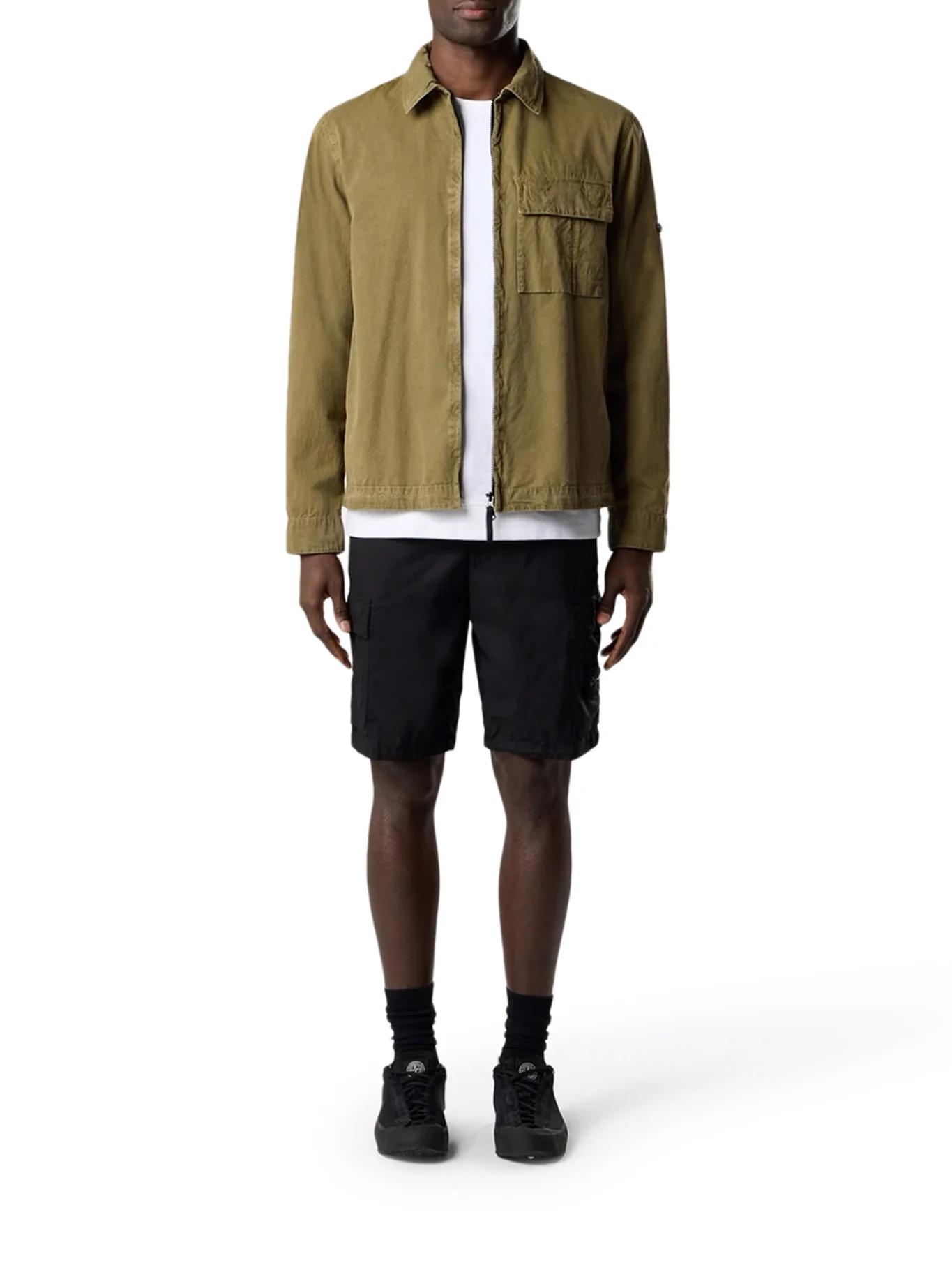 CARGO BERMUDA SHORTS WITH REMOVABLE BADGE - Image 2