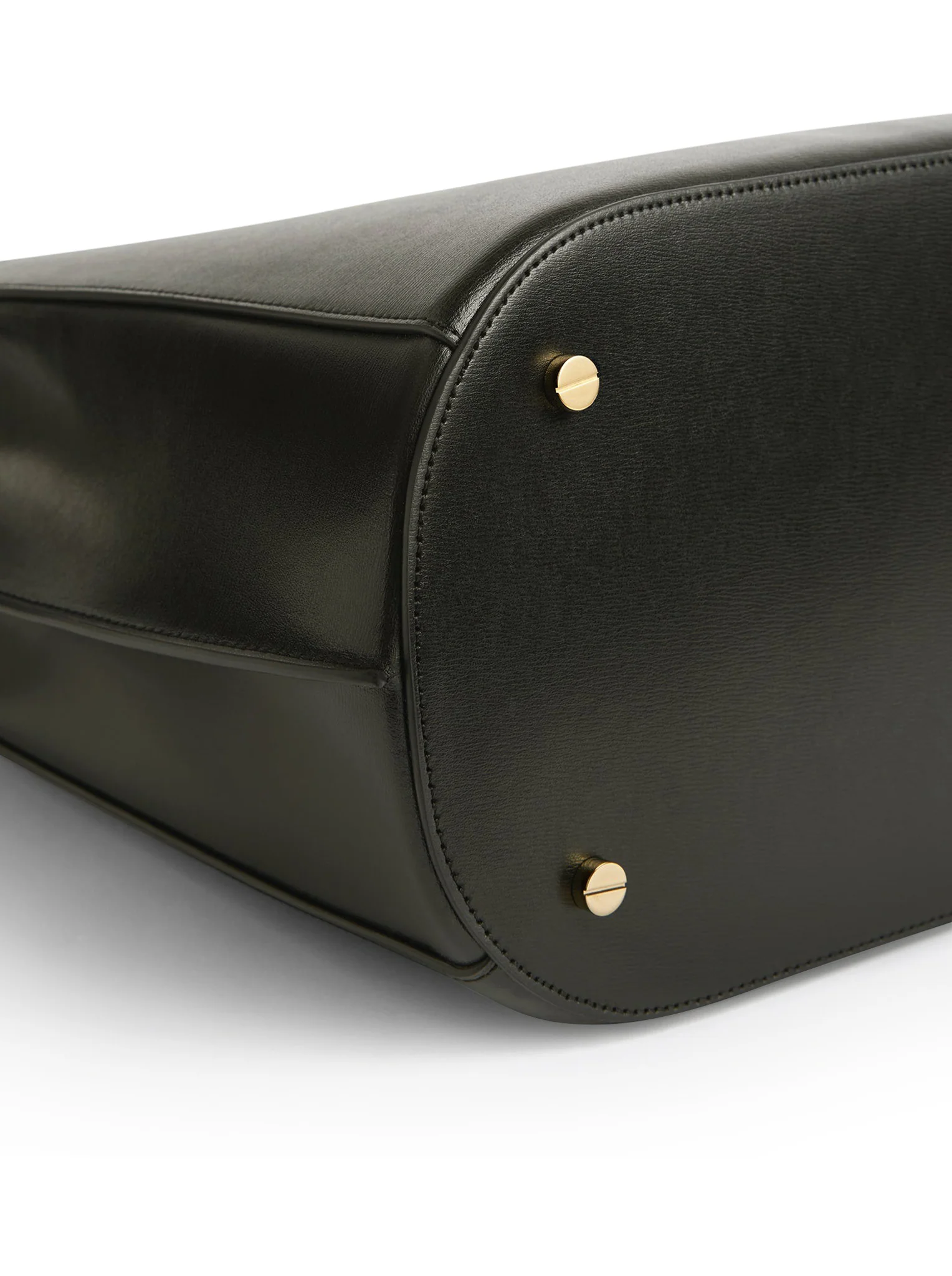 BELTED BUCKET BAG - Image 7