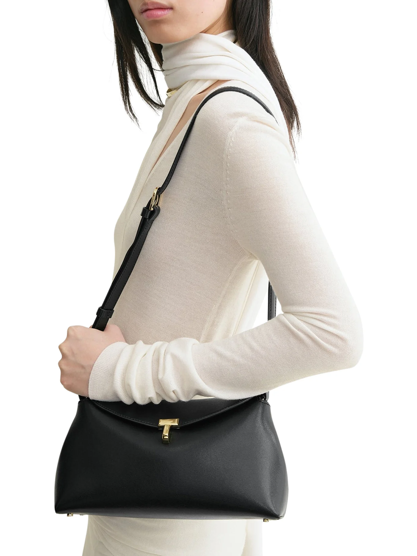 SMOOTH CALFSKIN T-LOCK BAG - Image 4