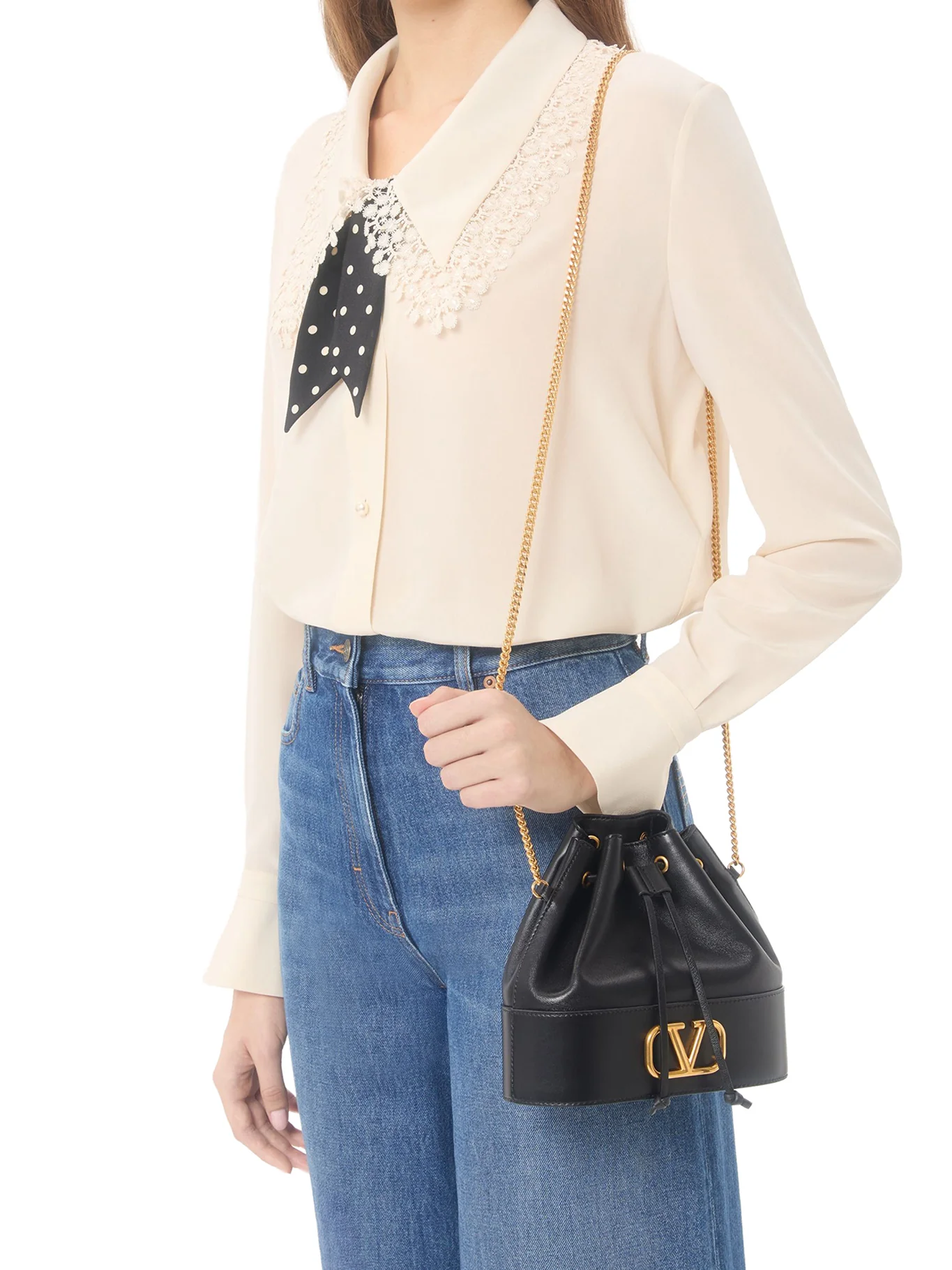 MINI BUCKET BAG WITH VLOGO SIGNATURE CHAIN IN NAPPA - Image 2